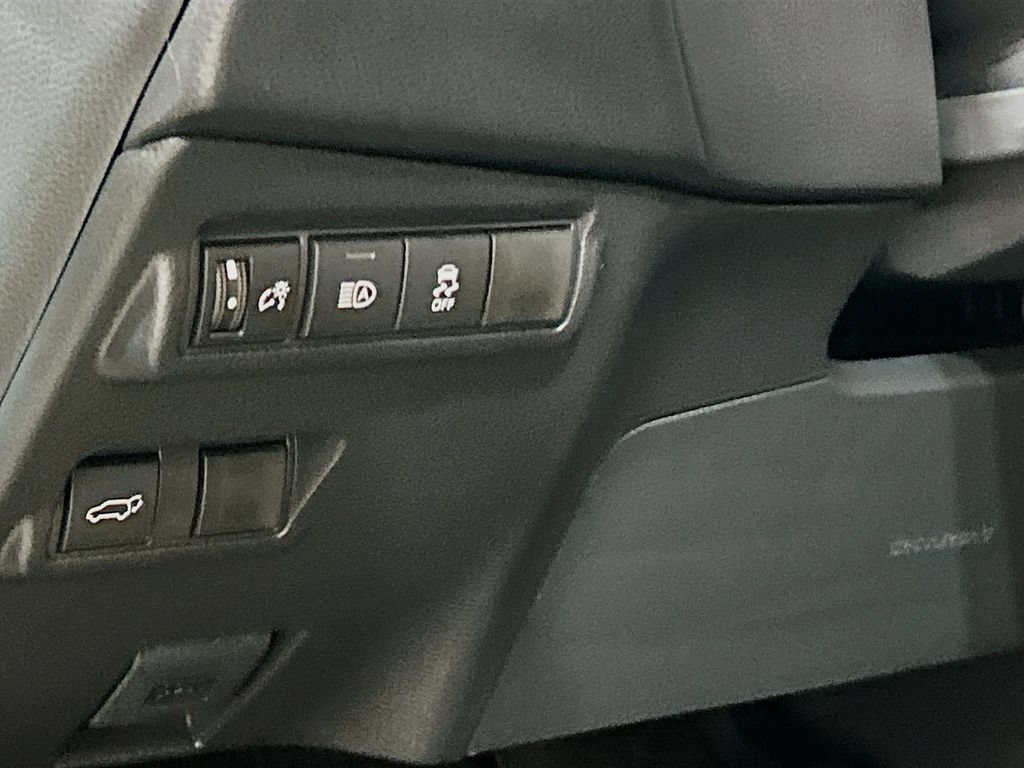 New 2026 Toyota Corolla Cross XLE FWD image 10