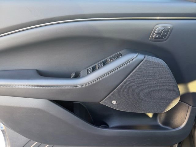 Used 2023 Ford Mustang Mach-E Premium image 18