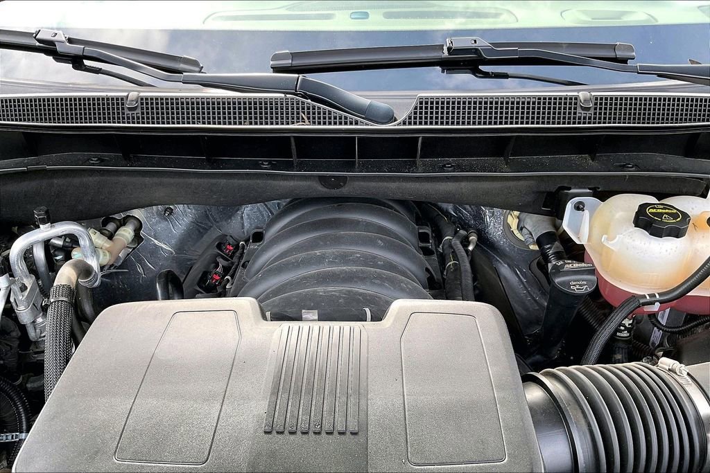 Used 2024 Chevrolet Tahoe Premier AWD/4WD image 10