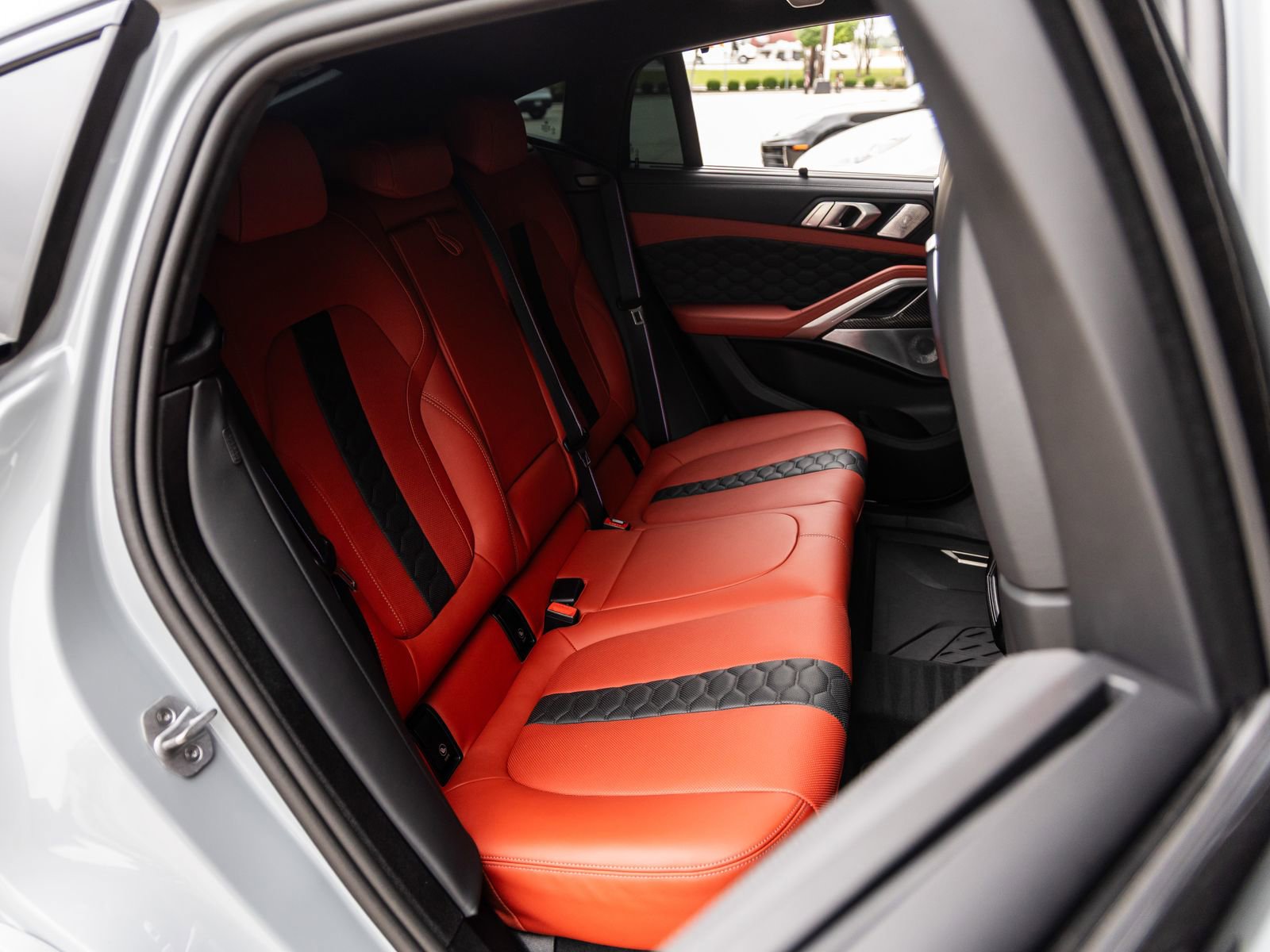 Used 2025 BMW X6 M Competition w/ Executive Package AWD/4WD image 44