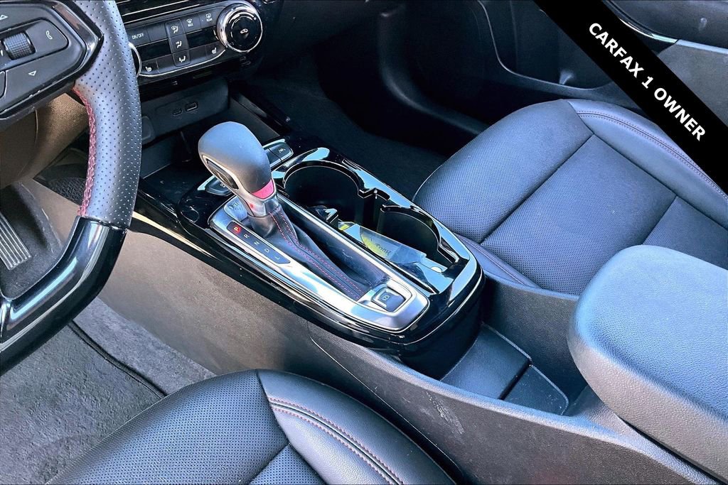 Used 2025 Chevrolet Trax RS w/ Driver Confidence Package image 17