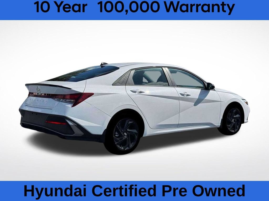 Used 2026 Hyundai Elantra Sport FWD image 15