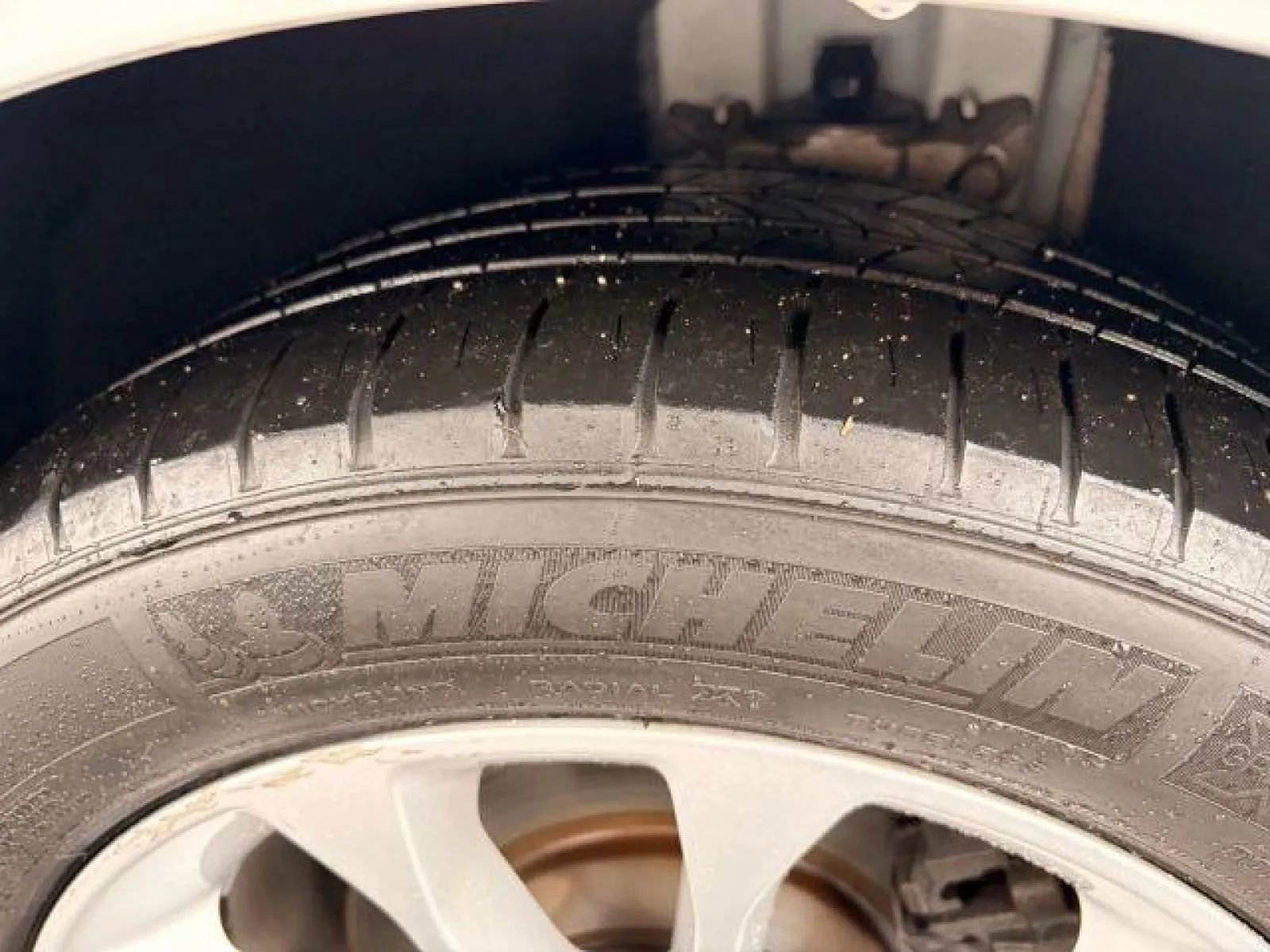 Used 2020 Ford Fusion SE image 36