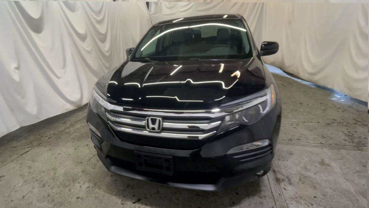 Used 2018 Honda Pilot EX image 3