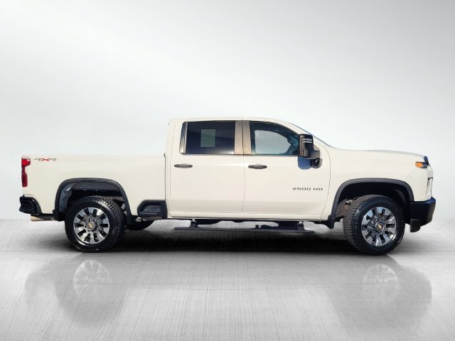 Used 2022 Chevrolet Silverado 2500 Custom w/ Custom Value Package AWD/4WD image 3