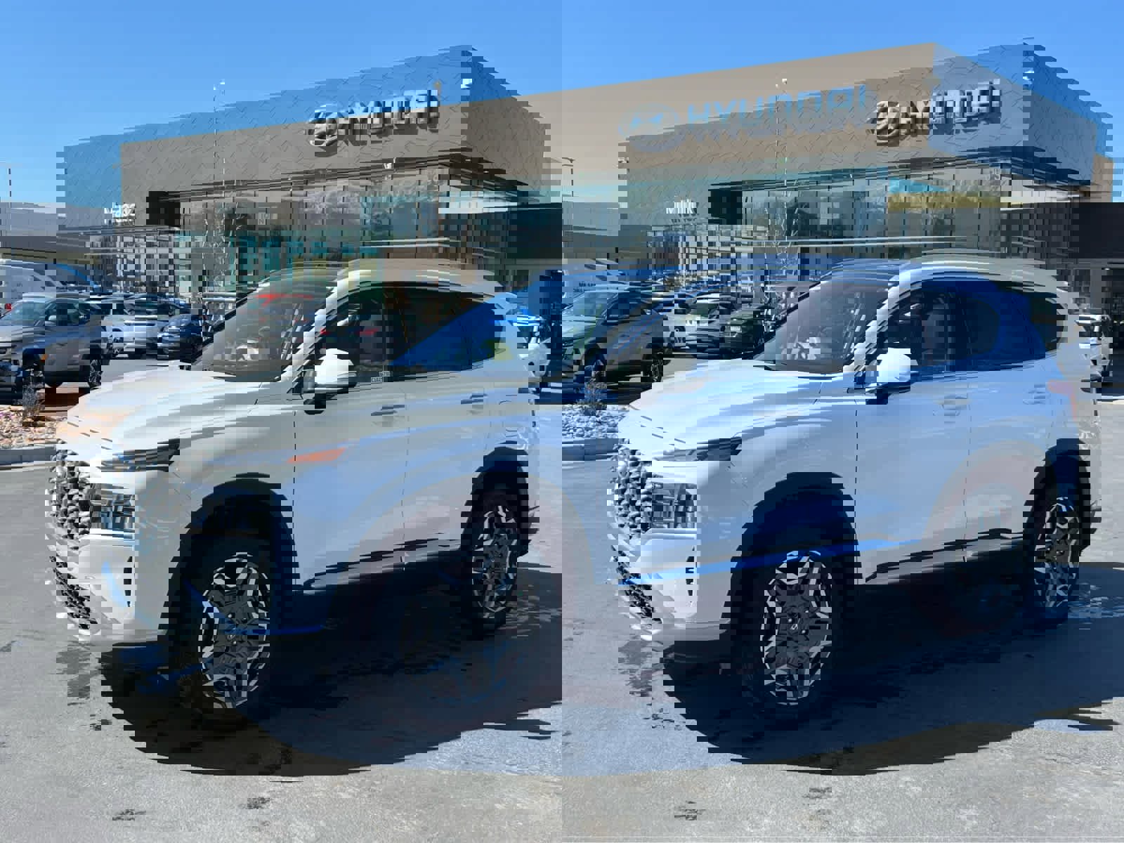 Used 2022 Hyundai Santa Fe SEL Premium image 1