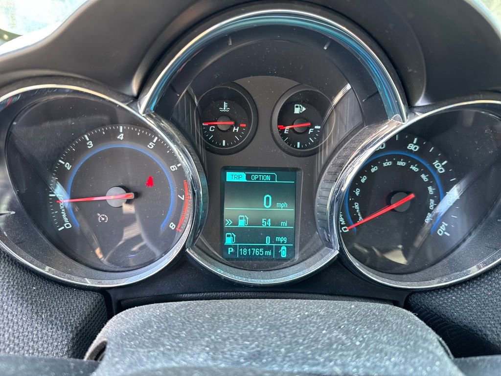 Used 2013 Chevrolet Cruze LT w/ All-Star Edition FWD image 12