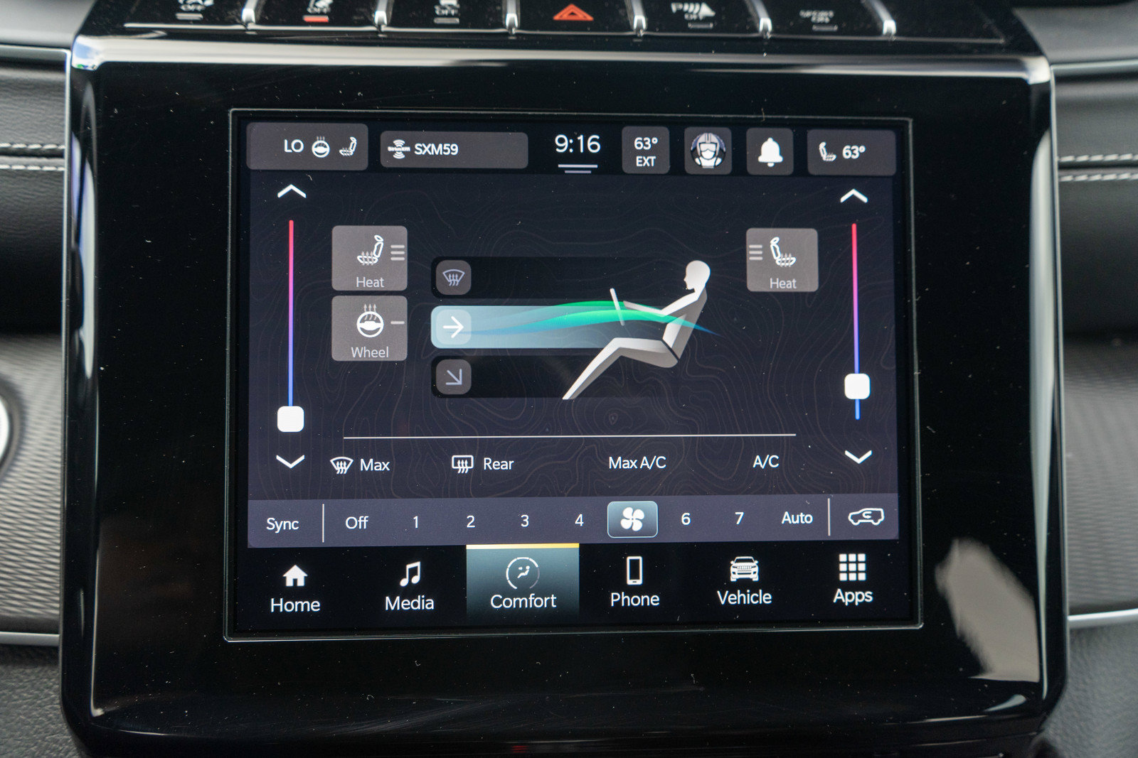 Used 2024 Jeep Grand Cherokee Altitude AWD/4WD image 18