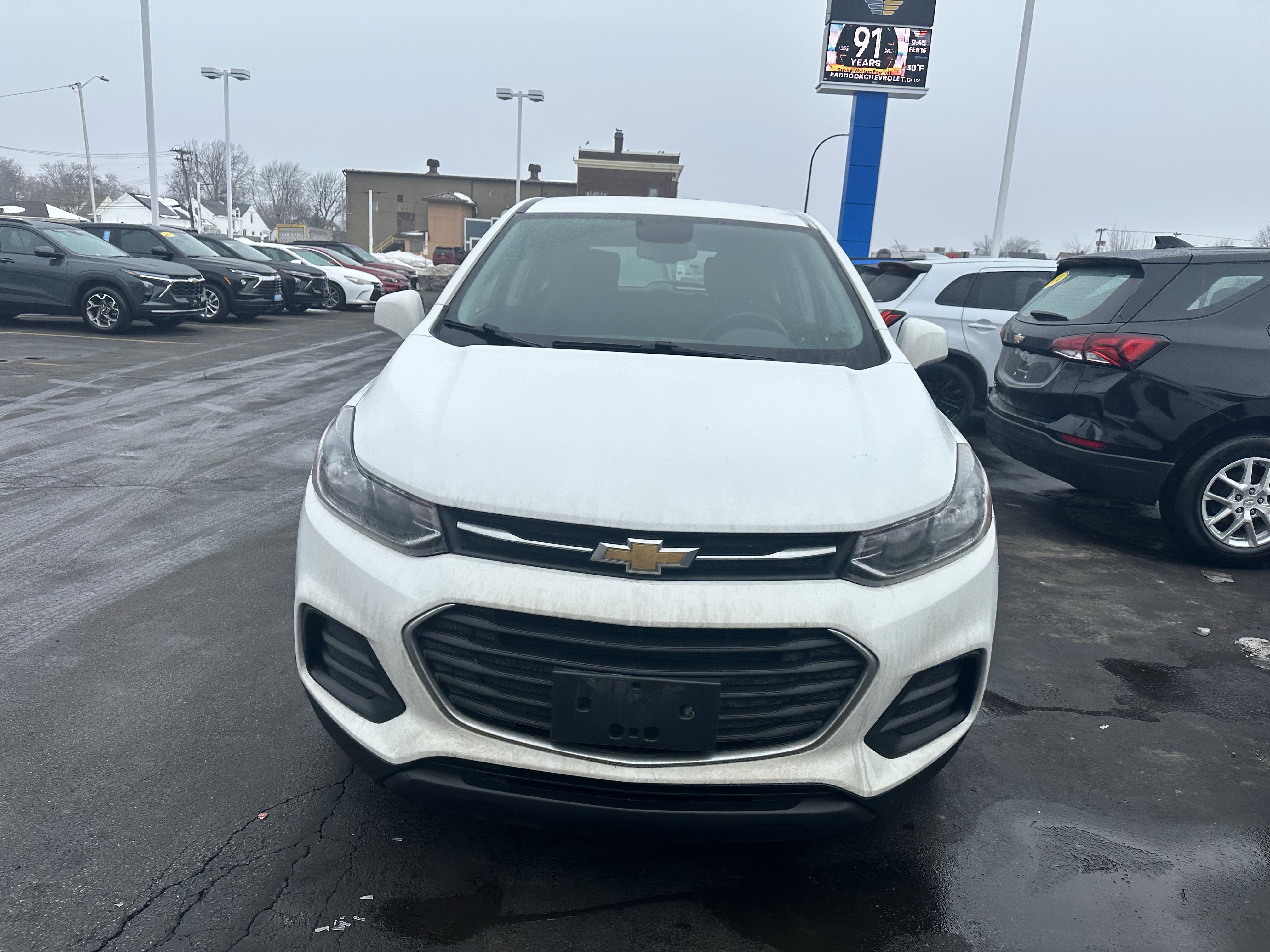Used 2021 Chevrolet Trax LS image 2