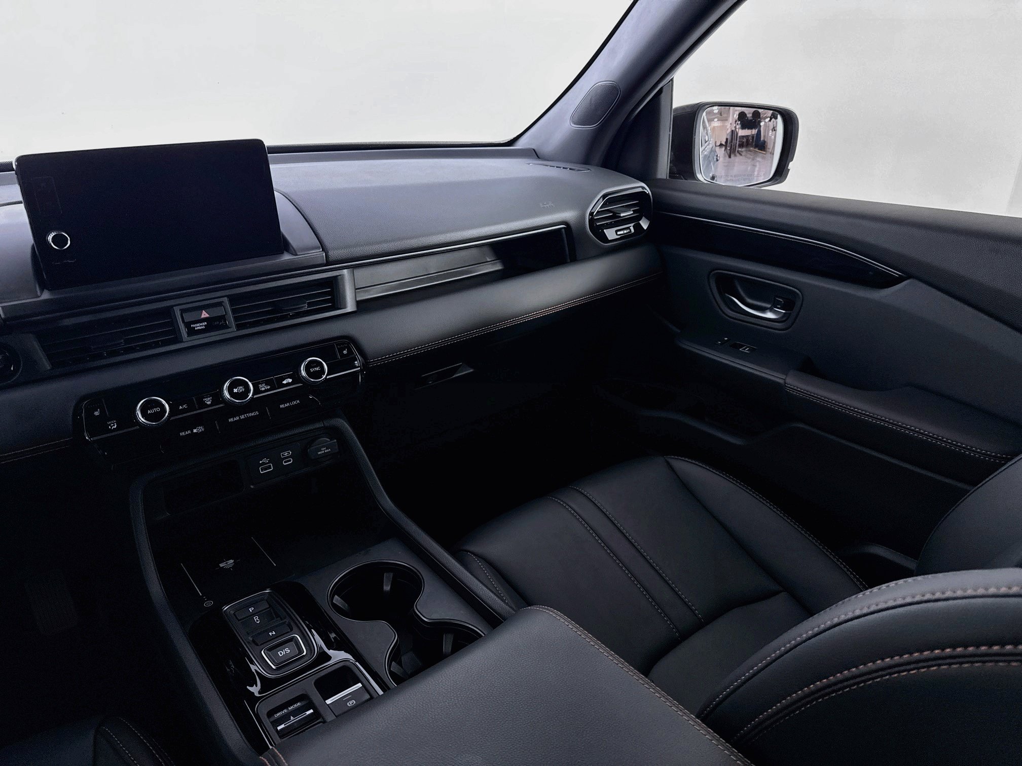Certified 2025 Honda Pilot TrailSport image 23