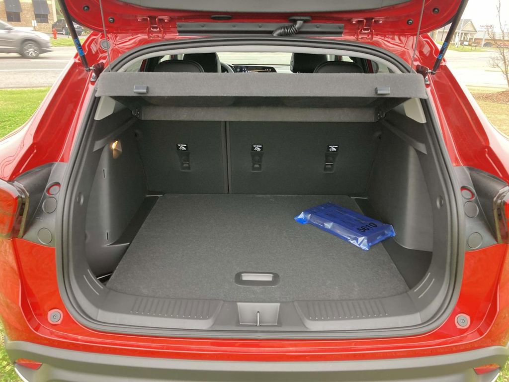 New 2026 Chevrolet Trax LT image 11