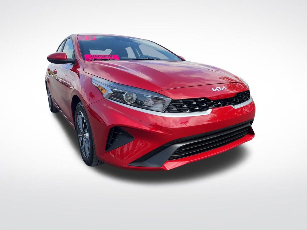 Certified 2023 Kia Forte LXS image 4