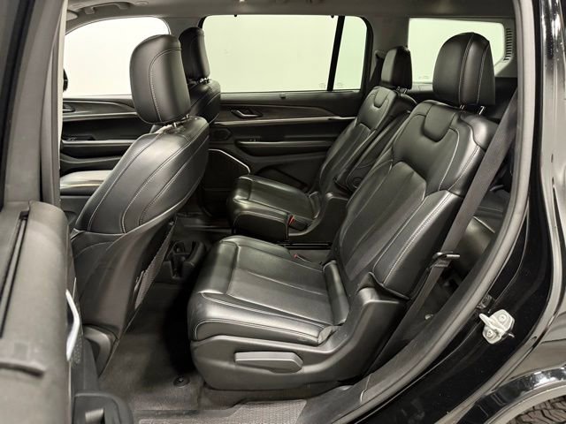 Used 2021 Jeep Grand Cherokee L Limited w/ Luxury Tech Group II image 36