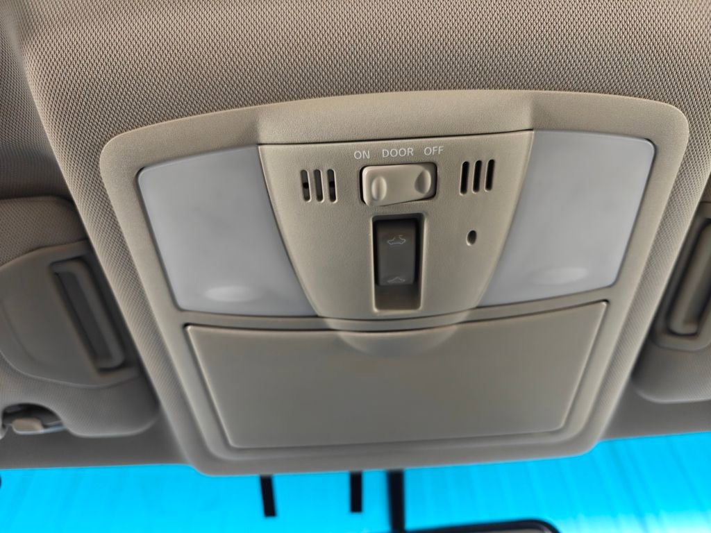 Used 2013 INFINITI G37 x w/ Premium Pkg image 45