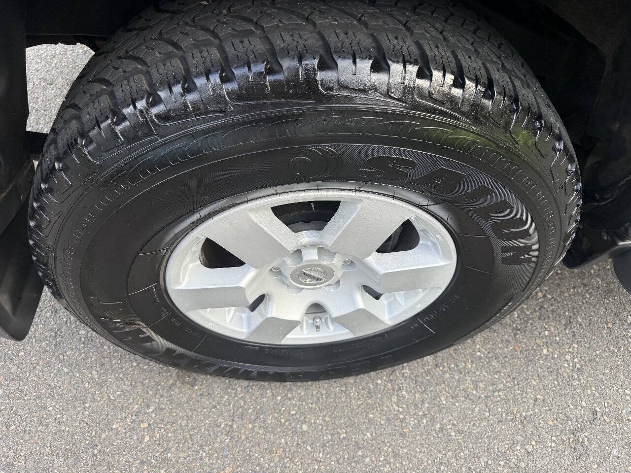 Used 2006 Nissan Xterra Off-Road AWD/4WD image 13