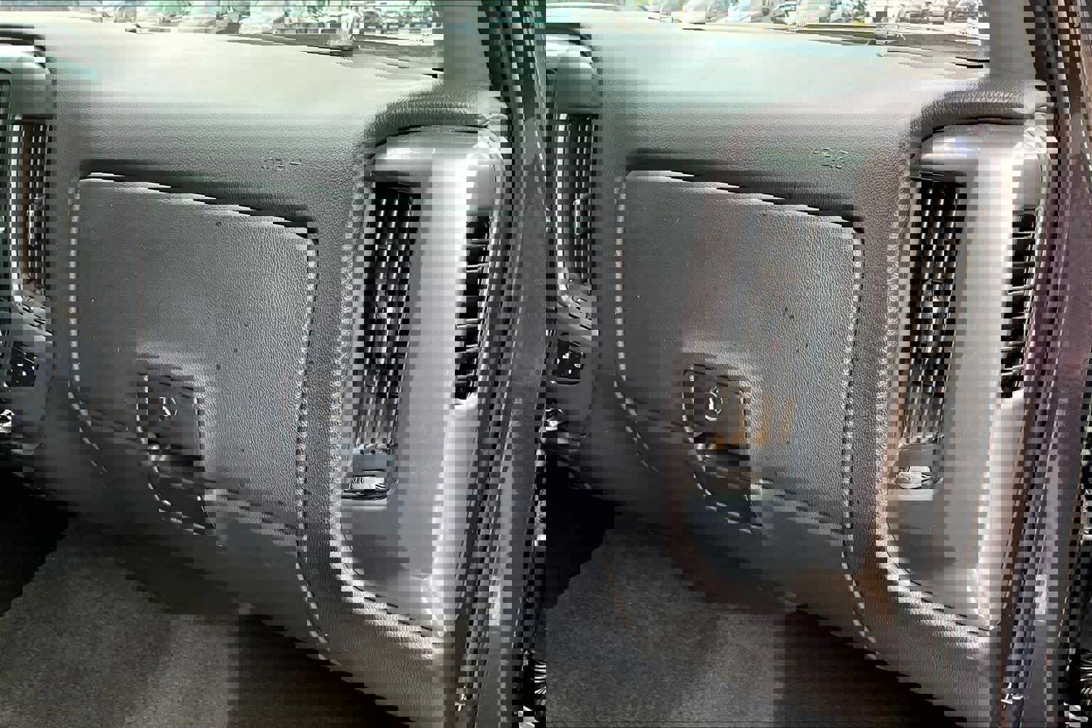 Used 2015 Chevrolet Silverado 2500 LT w/ LT Convenience Package AWD/4WD image 18