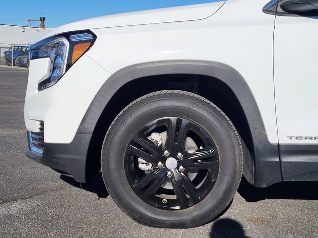 Used 2023 GMC Terrain SLE w/ Driver Convenience Package AWD/4WD image 6