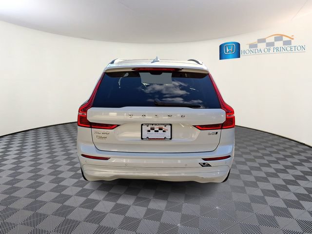 Used 2023 Volvo XC60 B5 Core w/ Climate Package AWD/4WD image 5
