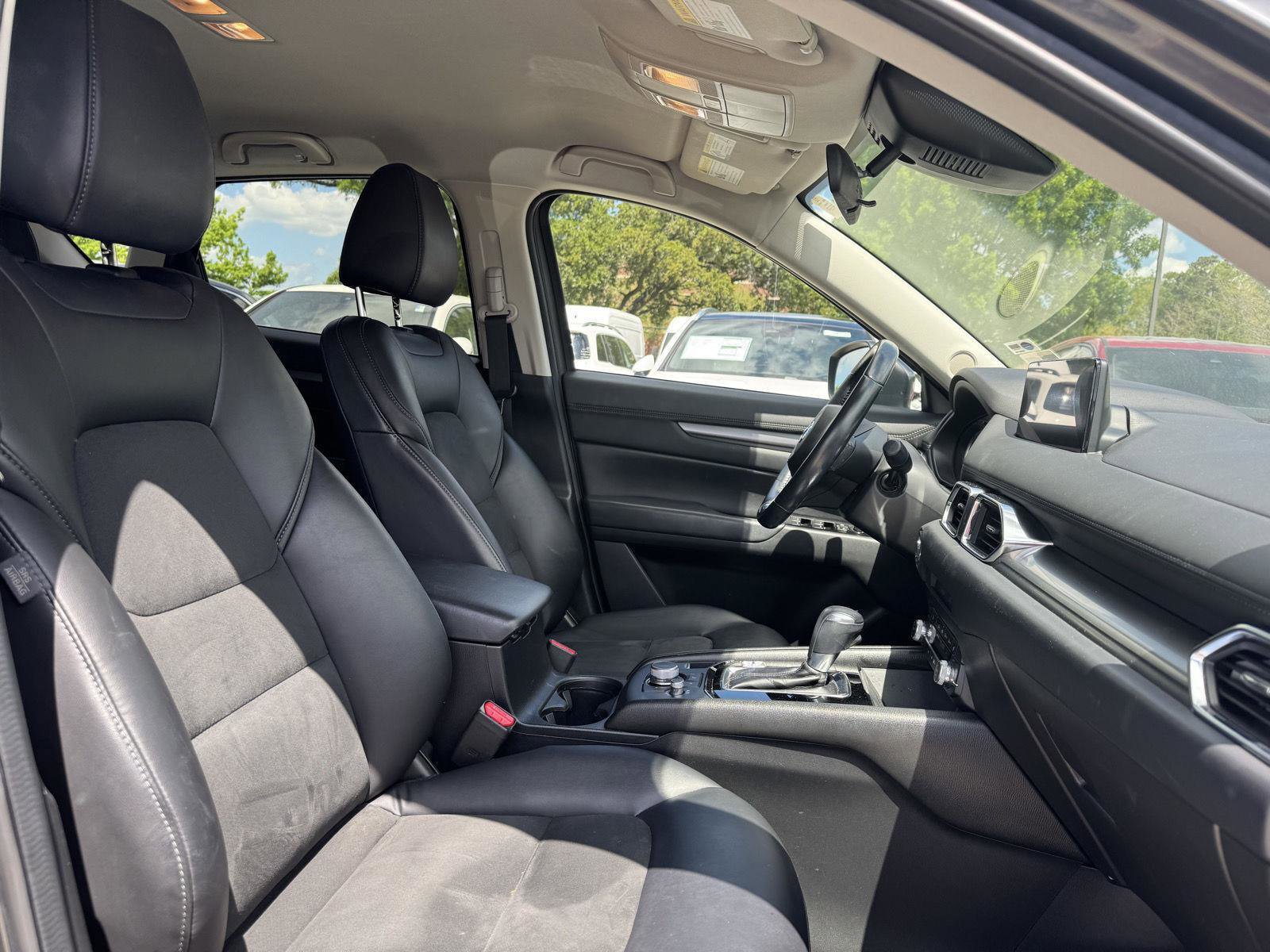 Used 2021 MAZDA CX-5 Touring image 29