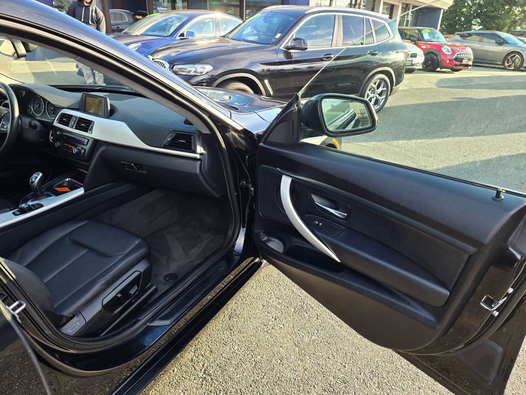 Used 2014 BMW 328i Gran Turismo xDrive image 10
