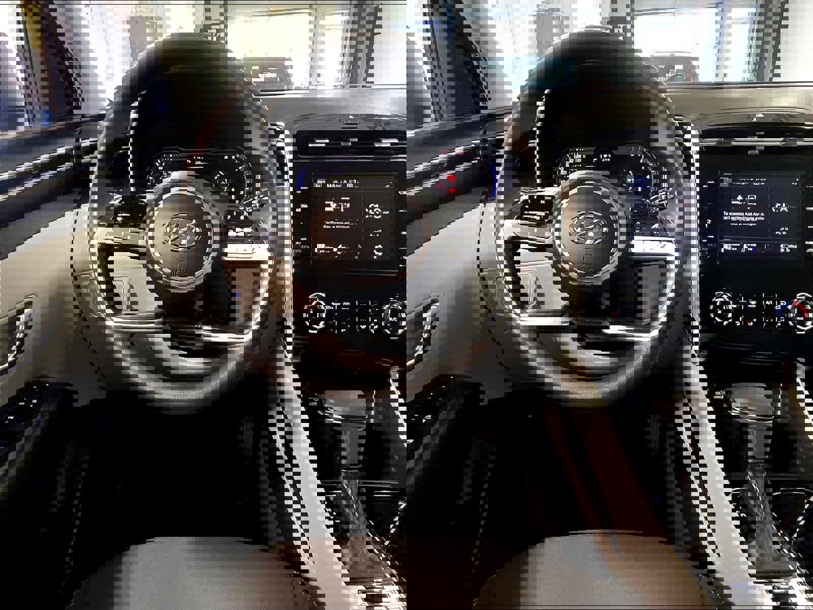 Used 2023 Hyundai Tucson SEL image 17