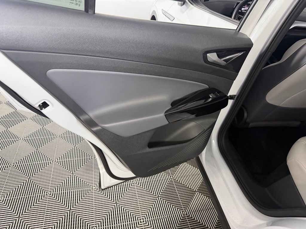Used 2022 Volkswagen ID.4 Pro S RWD image 26