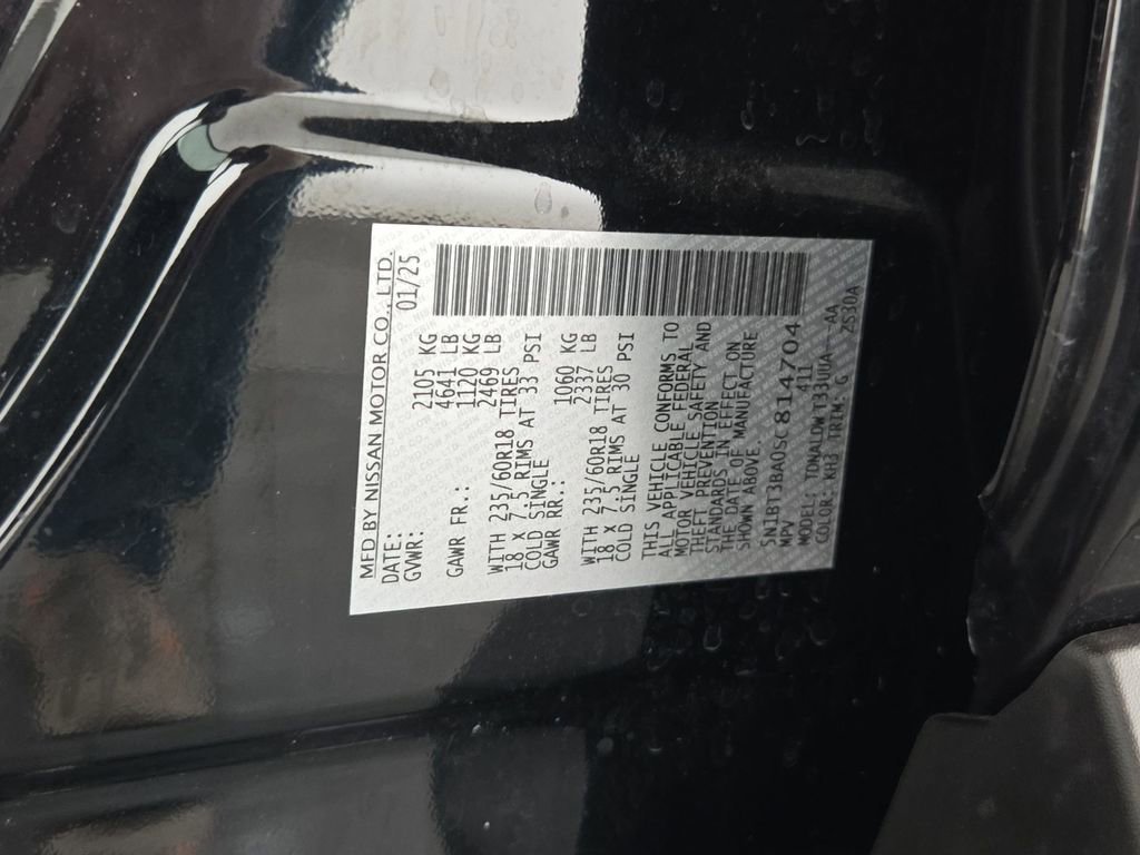 Used 2025 Nissan Rogue SV image 39