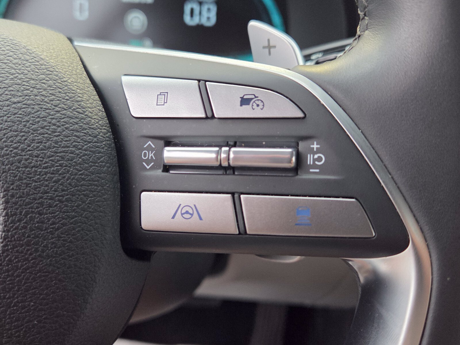 Certified 2025 Hyundai Palisade SEL FWD image 24