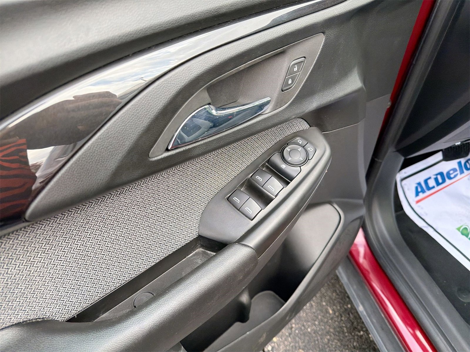 Used 2022 Chevrolet TrailBlazer LT w/ Convenience Package image 22