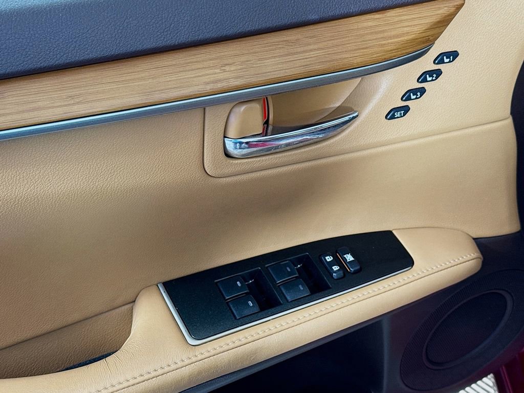 Used 2016 Lexus ES 350 image 18