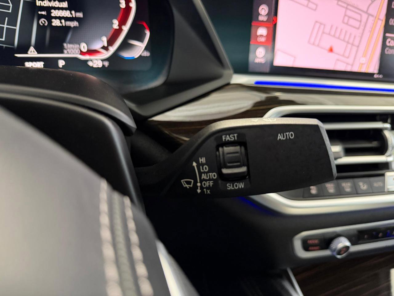 Used 2021 BMW X6 xDrive40i w/ Premium Package image 35