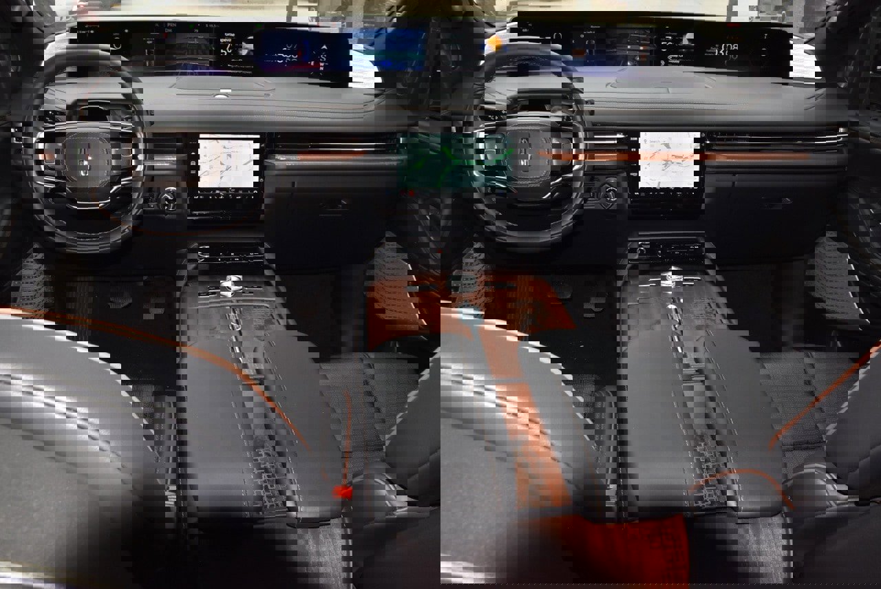 New 2026 Lincoln Navigator Black Label image 17