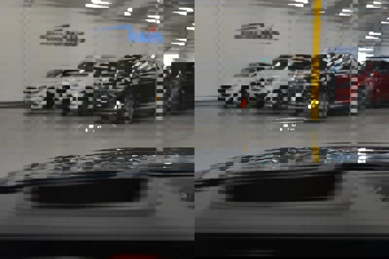 Used 2025 BMW M440i Convertible image 26