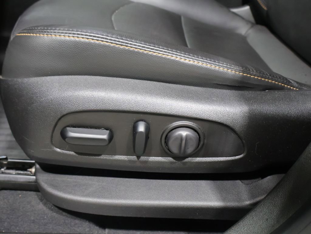 Used 2019 Chevrolet Equinox Premier AWD/4WD image 12