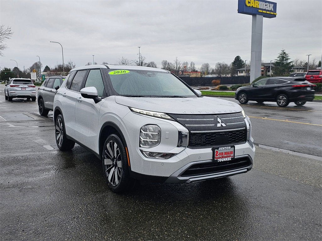 New 2026 Mitsubishi Outlander SE image 3