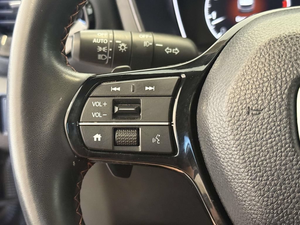 Used 2024 Honda Pilot TrailSport image 34