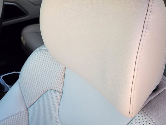 Used 2025 Kia Telluride EX w/ EX Captain's Chair Package image 15