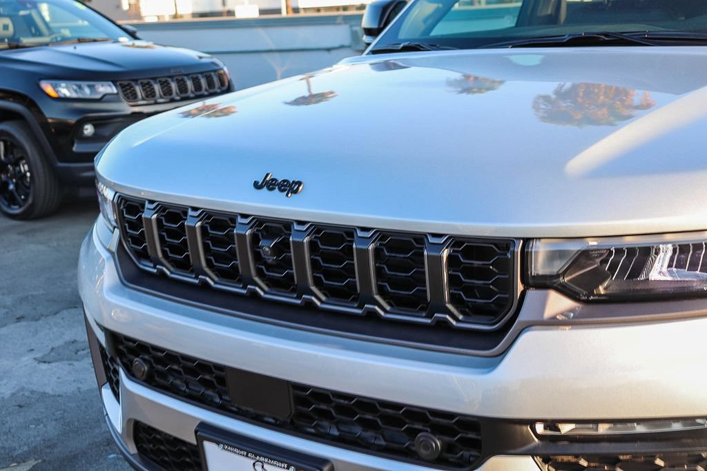New 2026 Jeep Grand Cherokee L Limited AWD/4WD image 6