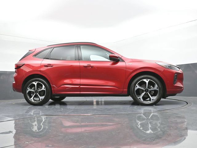 Used 2024 Ford Escape ST-Line Elite w/ Premium Technology Package image 30