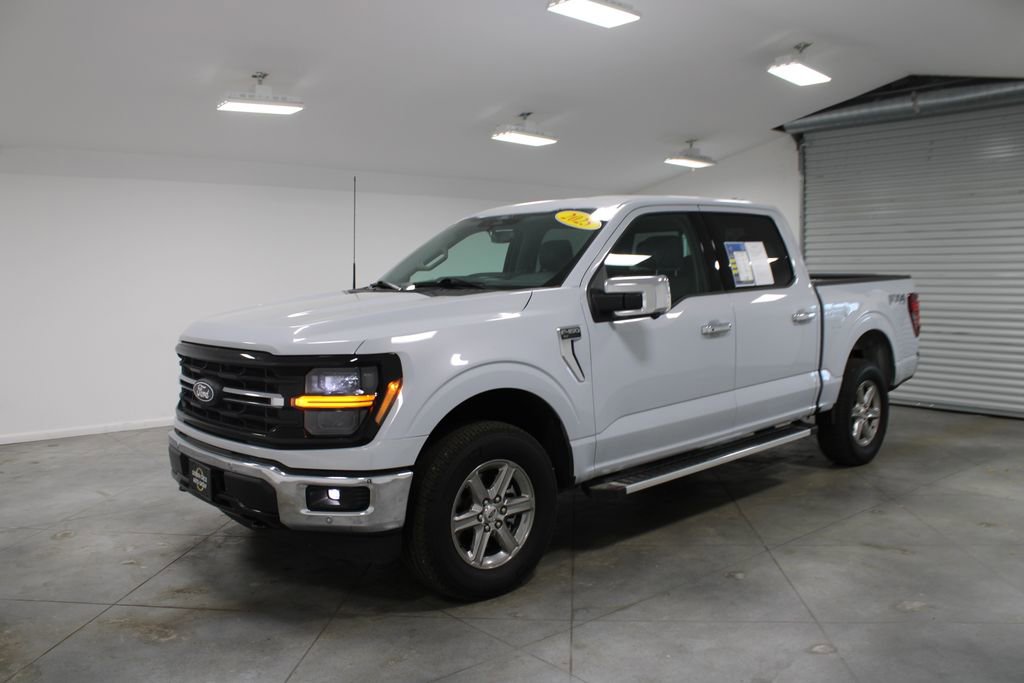 Used 2025 Ford F150 XLT w/ Equipment Group 302A MID image 4