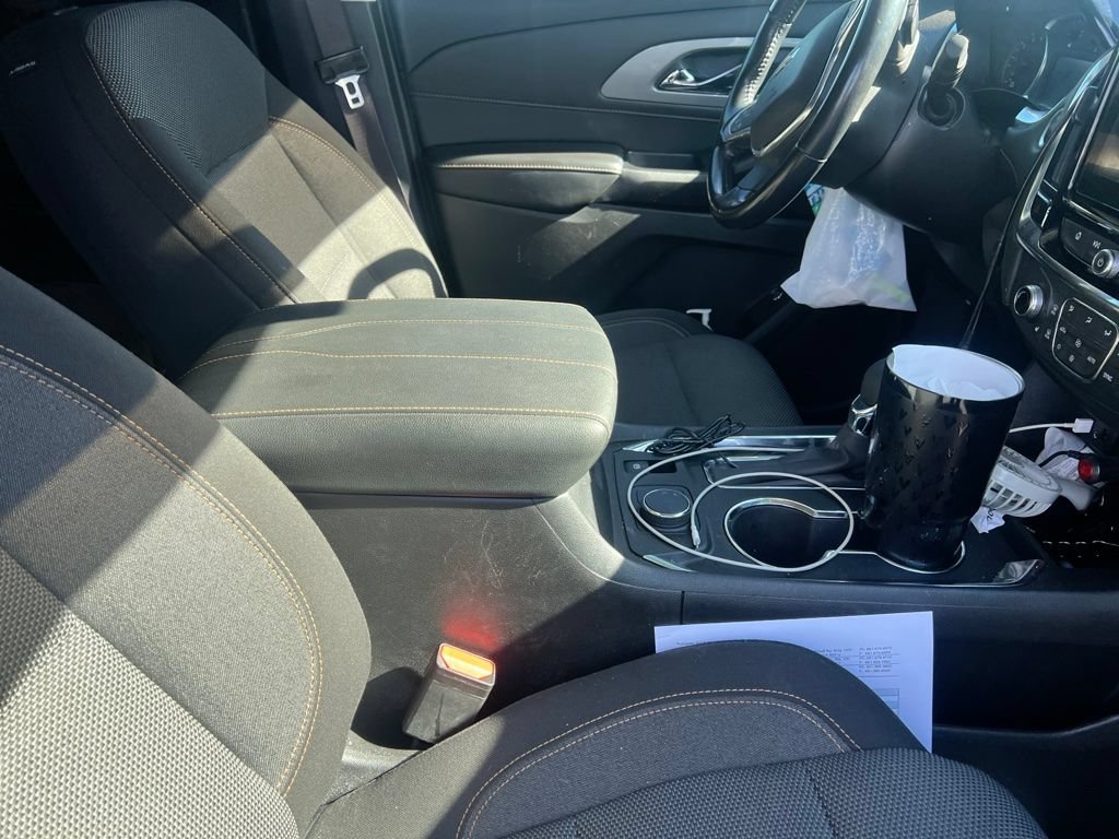 Used 2021 Chevrolet Traverse LT FWD image 28