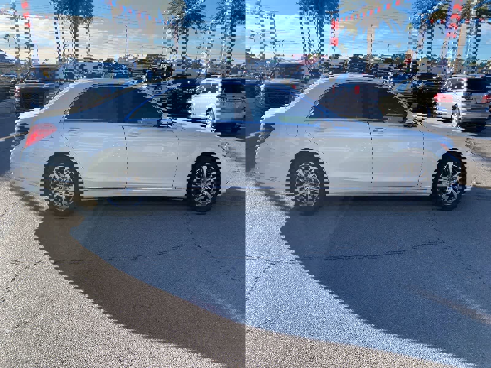 Used 2017 Mercedes-Benz S 550 Sedan image 4