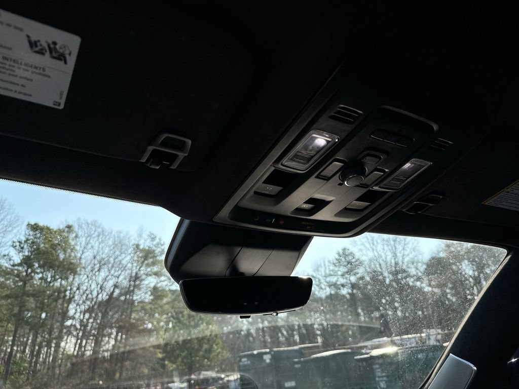 Used 2024 Cadillac Escalade V image 19
