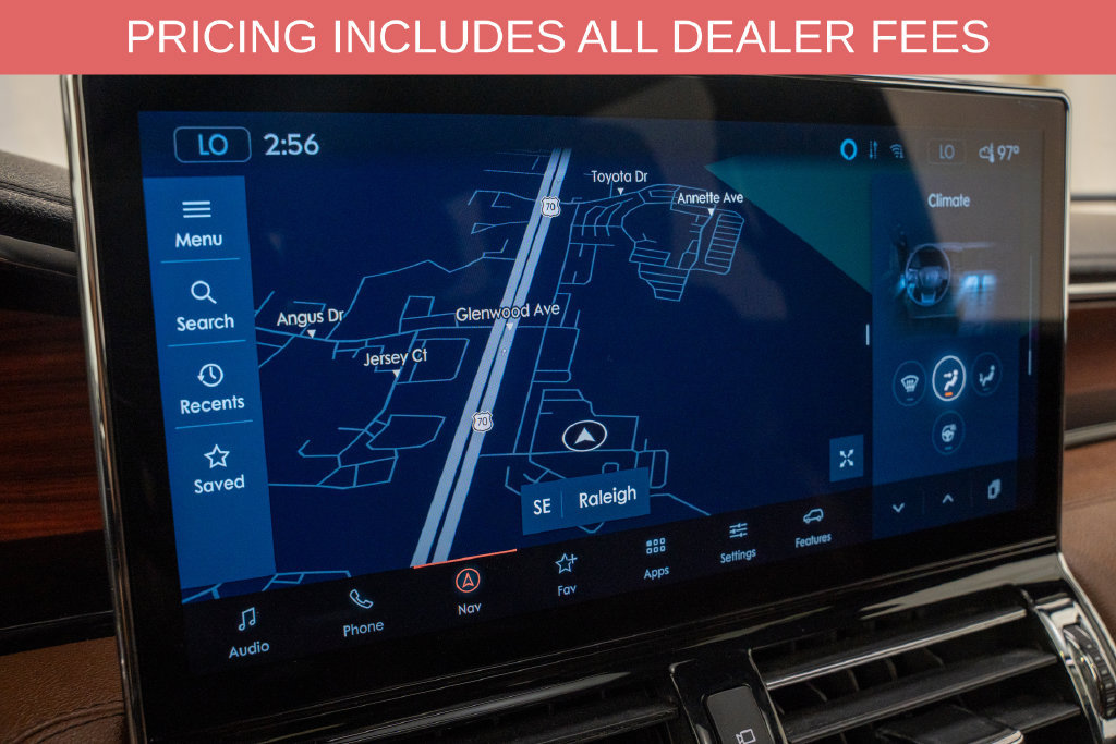 Used 2023 Lincoln Navigator L Reserve AWD/4WD image 16