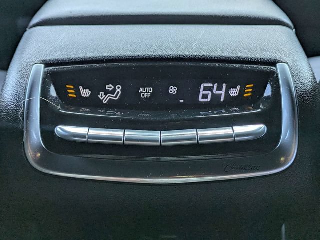 Certified 2023 Cadillac XT6 Premium Luxury FWD image 17