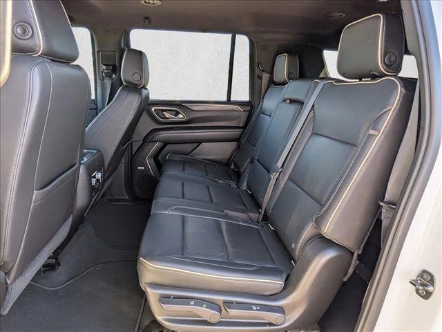 Used 2021 GMC Yukon XL SLT image 16