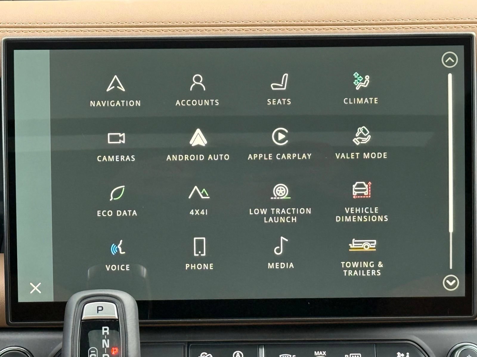 New 2026 Land Rover Defender 110 X-Dynamic SE AWD/4WD image 24
