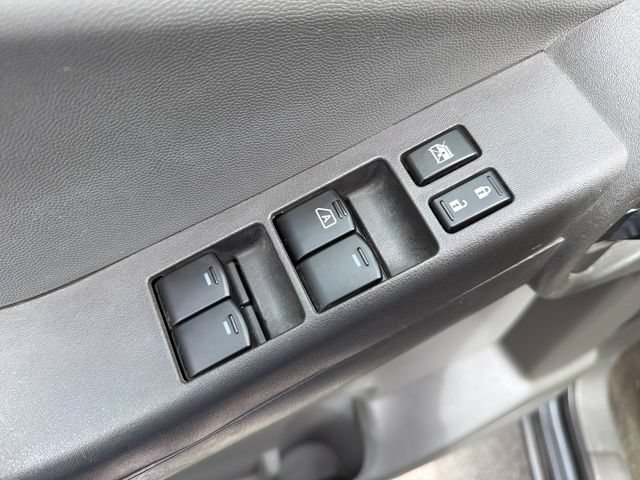 Used 2012 Nissan Xterra X RWD image 16