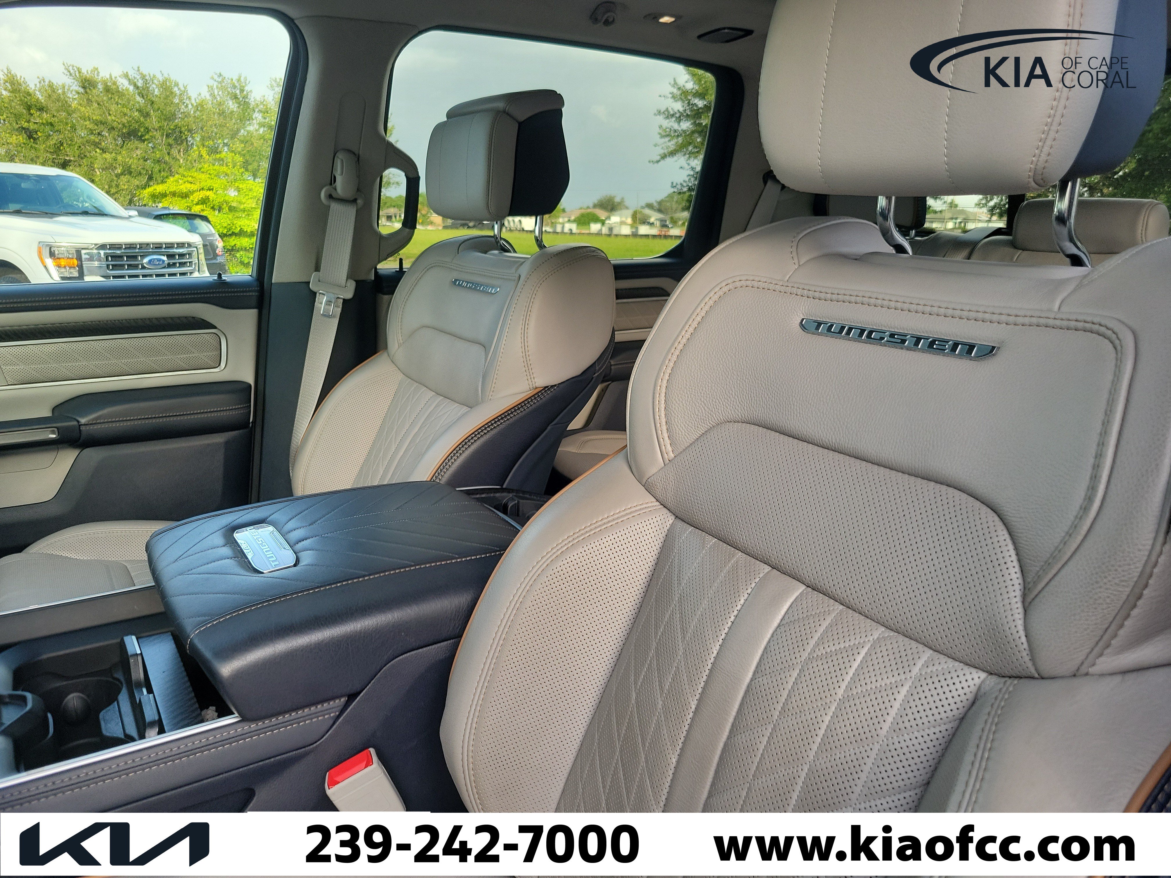 Used 2025 RAM 1500 Tungsten AWD/4WD image 21