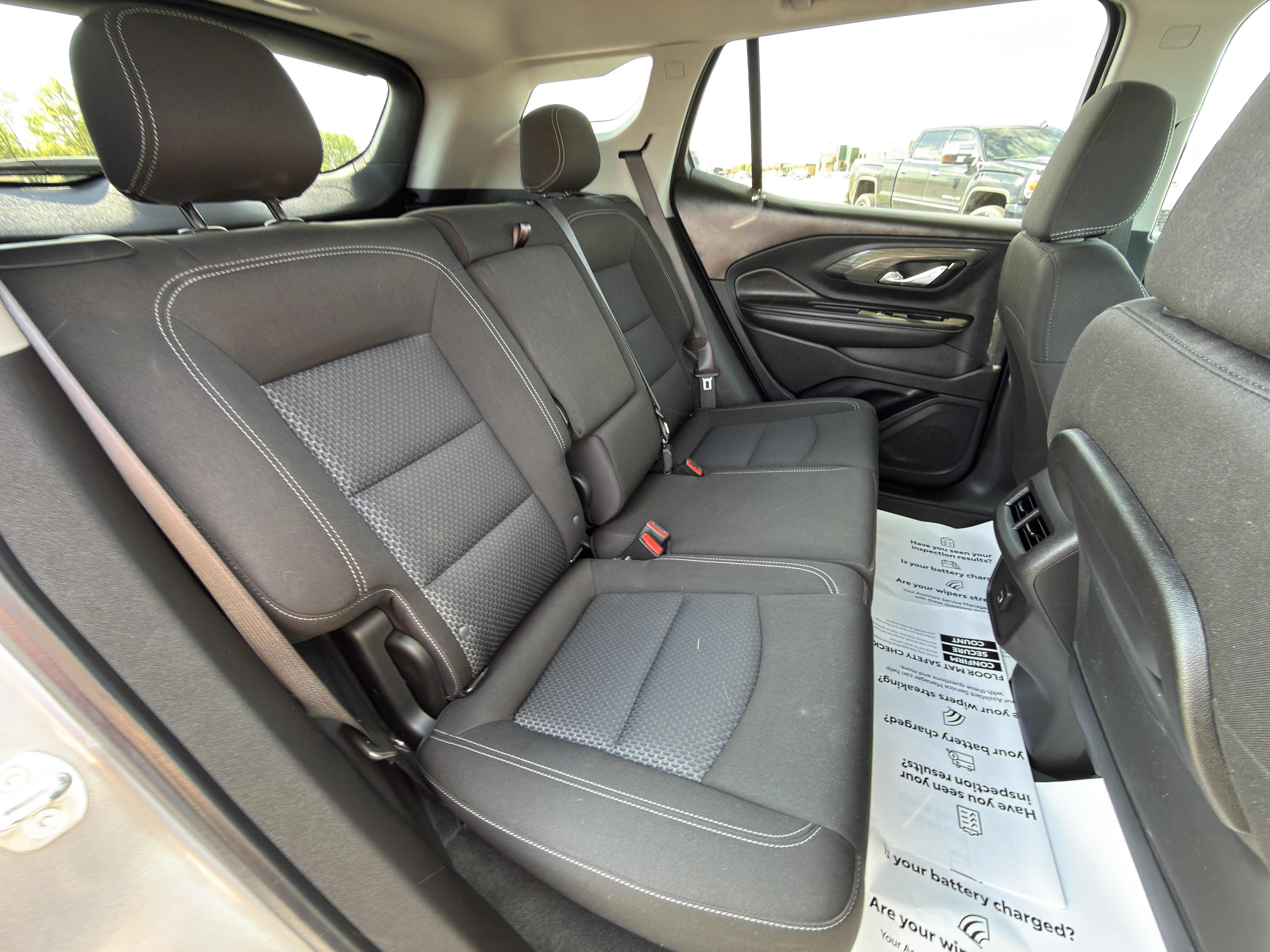 Used 2023 GMC Terrain SLE w/ Driver Convenience Package AWD/4WD image 14